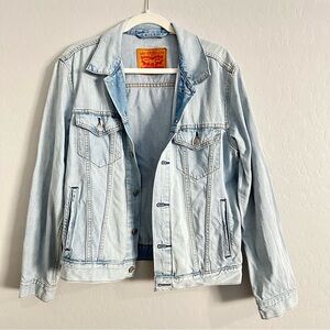 Levi’s denim jacket